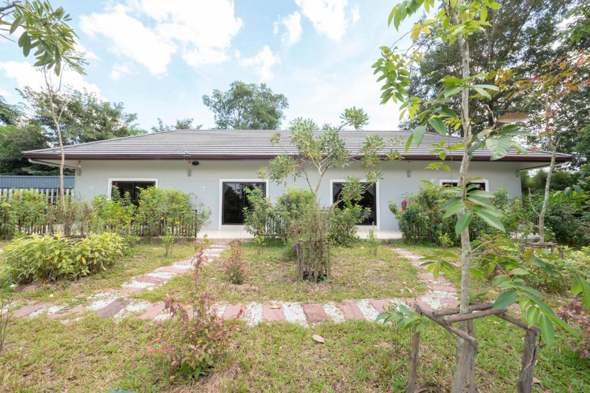 Capital O 75378 Thawapee Resort Rayong Ngoại thất bức ảnh