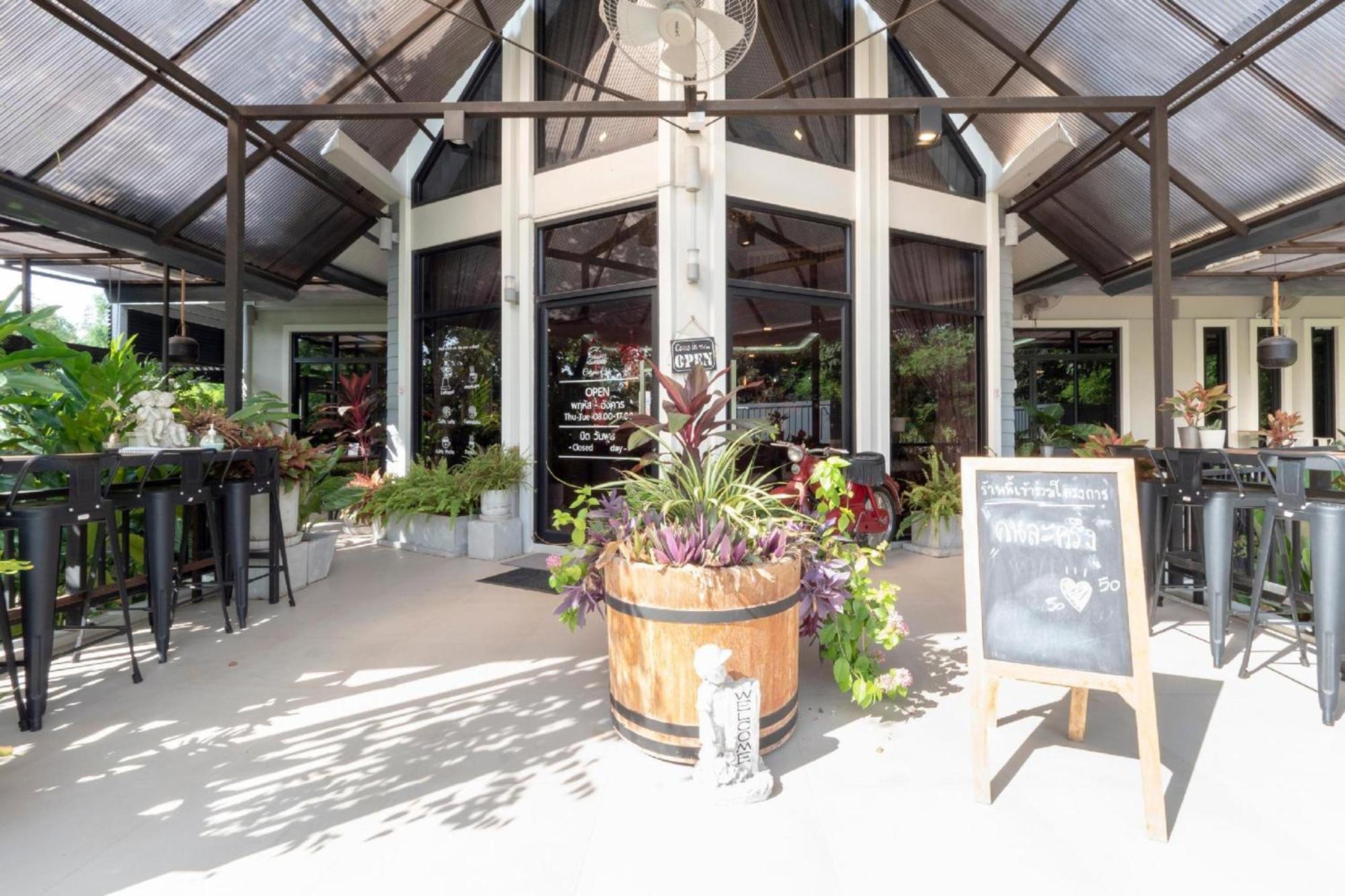 Capital O 75378 Thawapee Resort Rayong Ngoại thất bức ảnh